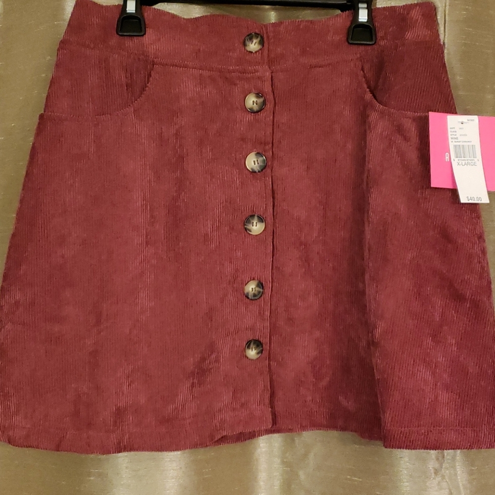 Wine colored skirt size XL 16